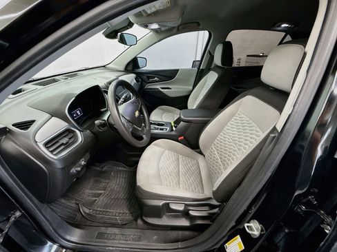 Used 2020 Chevrolet Equinox LS FWD image 13