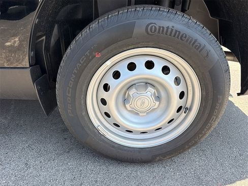 Used 2025 Ford Maverick XL image 15