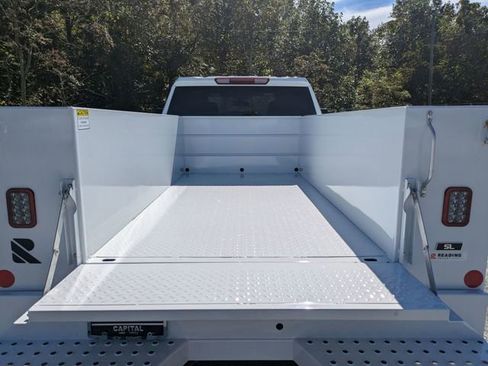 New 2025 GMC Sierra 2500 Pro w/ Convenience Package AWD/4WD image 14