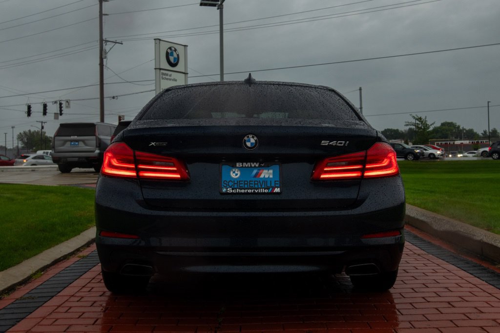Used 2018 BMW 540i xDrive w/ Premium Package AWD/4WD image 9