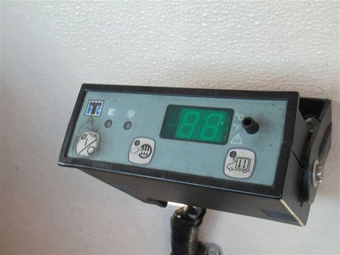 Used 2016 GMC Savana 3500 Extended image 18