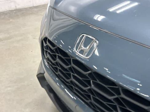 Used 2024 Honda HR-V LX image 30