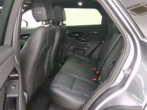 Used 2025 Land Rover Range Rover Evoque S image 13