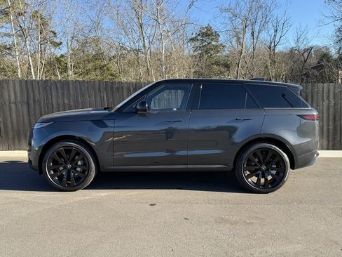 New 2025 Land Rover Range Rover Sport SE image 2