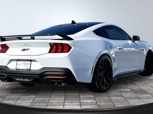 Used 2025 Ford Mustang GT w/ GT Performance Package RWD image 2