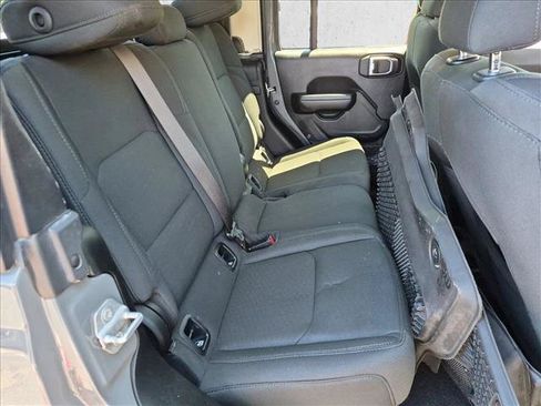 Used 2021 Jeep Gladiator Sport AWD/4WD image 20