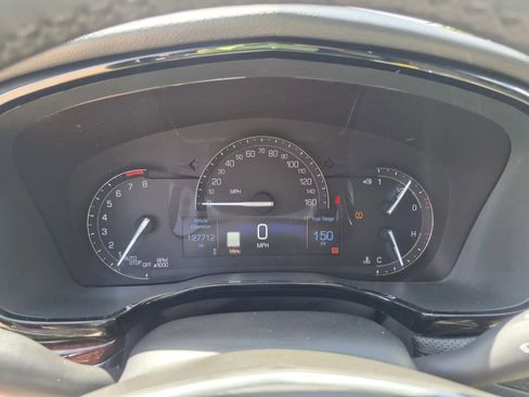 Used 2017 Cadillac XT5 Luxury w/ Driver Awareness Package image 33