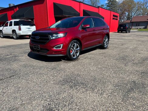 Used 2018 Ford Edge Sport w/ Cold Weather Package AWD/4WD image 2