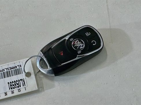 Used 2023 Buick Encore GX Select w/ Safety Package II AWD/4WD image 32