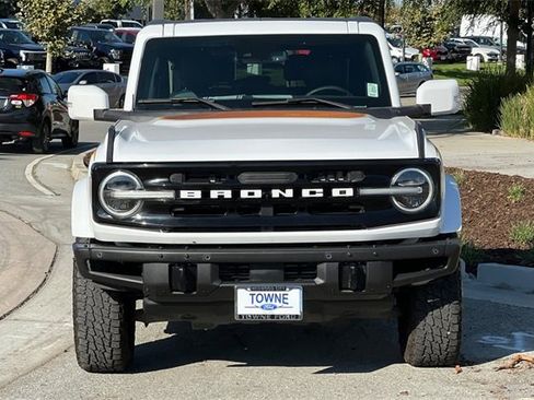 Used 2021 Ford Bronco Outer Banks image 9