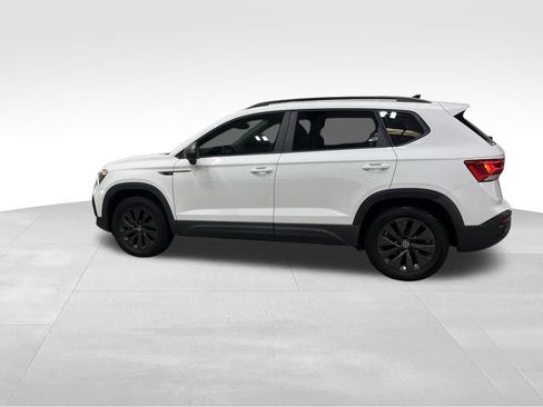 Used 2022 Volkswagen Taos S AWD/4WD image 2