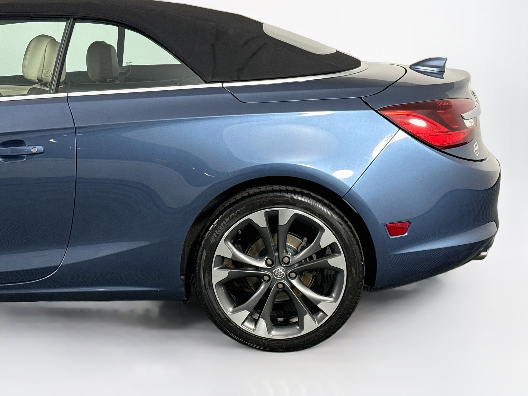 Used 2017 Buick Cascada Premium FWD image 42
