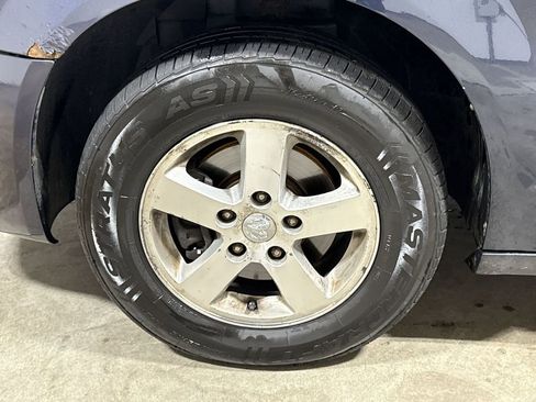 Used 2008 Dodge Grand Caravan SXT w/ Trailer Tow Group image 25