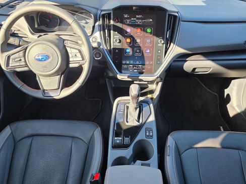 Used 2024 Subaru Crosstrek 2.5i Limited w/ Crosstrek Mirror Package AWD/4WD image 15