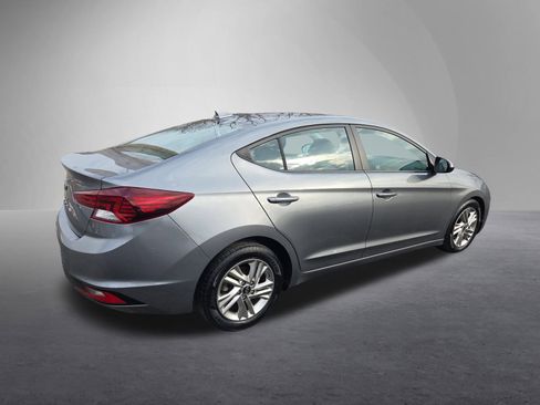 Used 2019 Hyundai Elantra SEL image 3