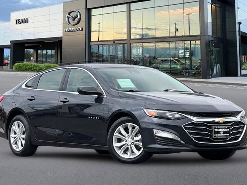 Used 2023 Chevrolet Malibu LT FWD image 2