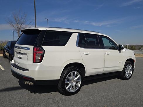 Used 2024 Chevrolet Tahoe High Country w/ Premium Package 2 image 3