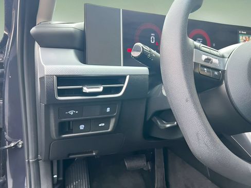 Used 2025 Hyundai Sonata SEL FWD image 22