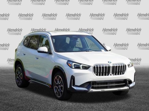 Certified 2025 BMW X1 xDrive28i AWD/4WD image 2