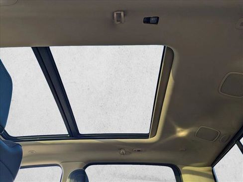 Used 2019 RAM 1500 Laramie image 22