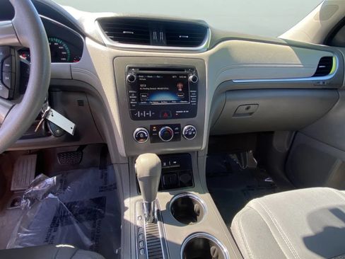 Used 2016 Chevrolet Traverse LS AWD/4WD image 18