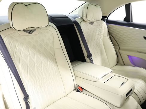 Used 2020 Bentley Flying Spur W12 w/ First Edition Specification image 92
