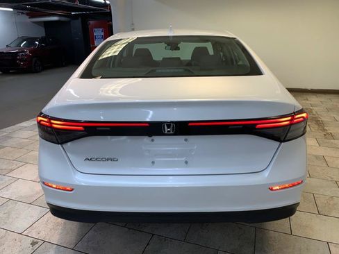 Used 2023 Honda Accord EX image 8