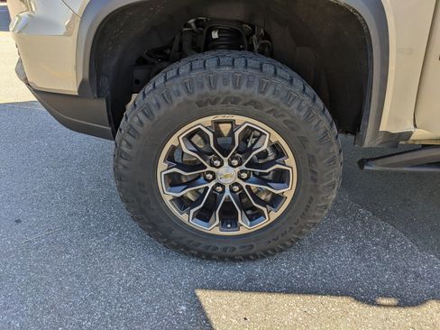 Used 2021 Chevrolet Colorado ZR2 image 36