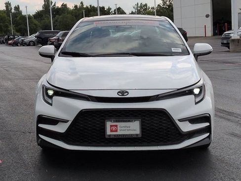 Used 2025 Toyota Corolla XSE FWD image 4
