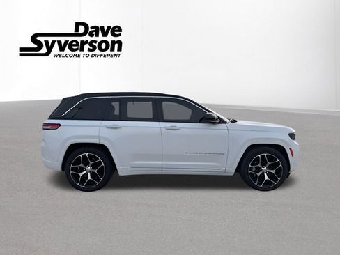 Certified 2024 Jeep Grand Cherokee Summit image 4