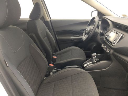 Used 2021 Nissan Kicks S FWD image 21