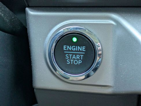 Used 2022 Ford F150 XLT w/ Equipment Group 302A High AWD/4WD image 31