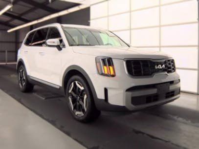 Used 2024 Kia Telluride S AWD/4WD image 4