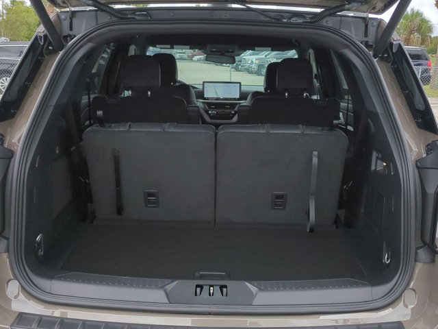 New 2026 Ford Explorer ST-Line w/ ST-Line Street Pack RWD image 13