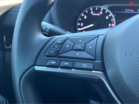 New 2025 Nissan Sentra SV image 18