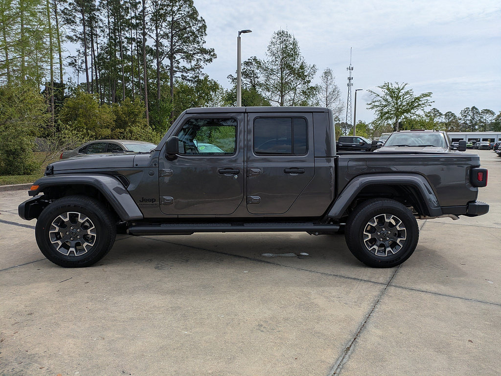 New 2026 Jeep Gladiator Sport AWD/4WD image 7