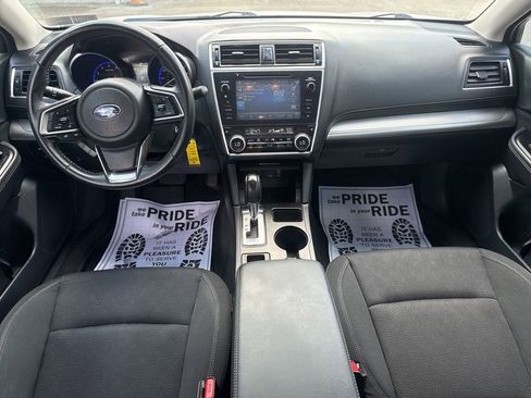 Used 2018 Subaru Legacy 2.5i Premium AWD/4WD image 17