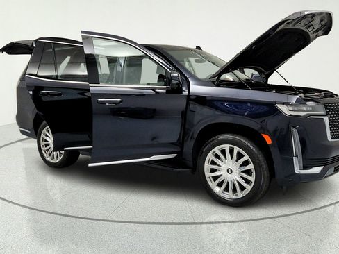 Certified 2023 Cadillac Escalade Premium Luxury AWD/4WD image 14