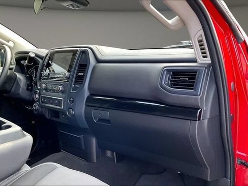 Used 2024 Nissan Titan SV w/ Accessory Utility Package AWD/4WD image 15