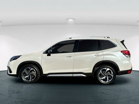 Used 2022 Subaru Forester Touring w/ Popular Package #2 image 3