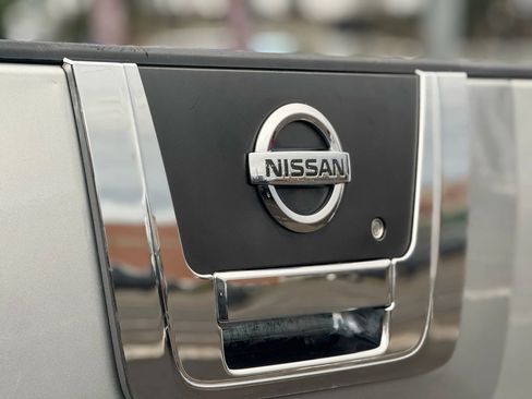 Used 2009 Nissan Titan XE image 8