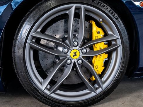 Used 2017 Ferrari 488 Spider image 11