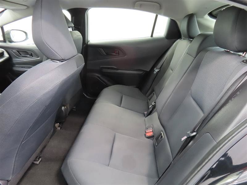 Used 2025 Toyota Prius LE FWD image 26