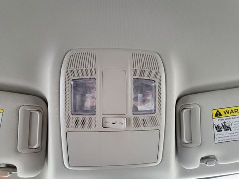 Used 2025 MAZDA CX-5 AWD 2.5 S w/ Preferred Package image 18