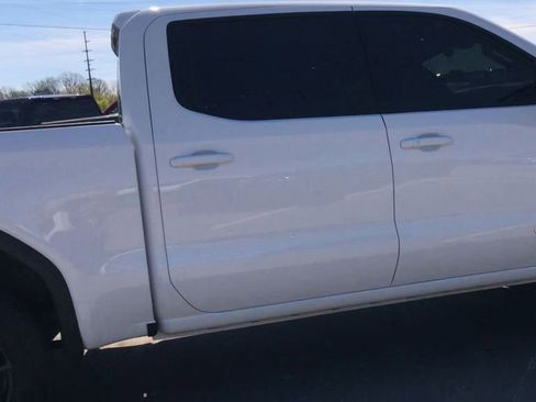 Used 2025 GMC Sierra 1500 Elevation AWD/4WD image 9