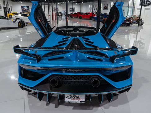 Used 2021 Lamborghini Aventador SVJ image 14