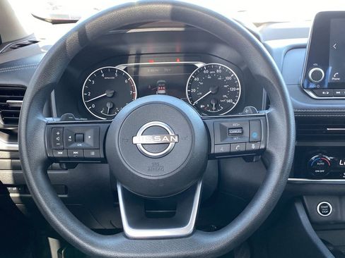 Certified 2023 Nissan Rogue SV FWD image 27