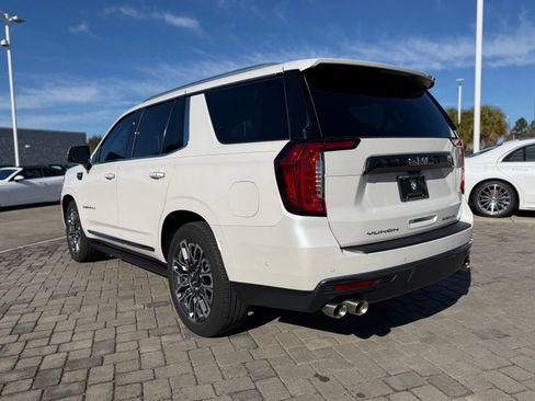 Used 2023 GMC Yukon Denali Ultimate w/ LPO, Floor Liner Package image 11