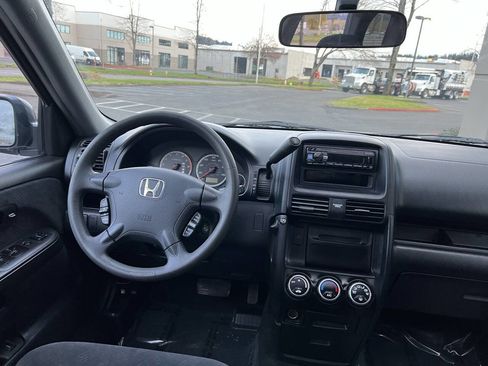 Used 2005 Honda CR-V EX image 10