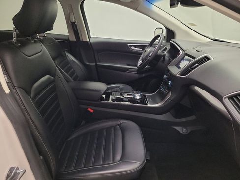 Used 2019 Ford Edge SEL FWD image 21